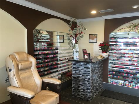 lv nail salon kahului|L.V. Maui Nail & Spa .